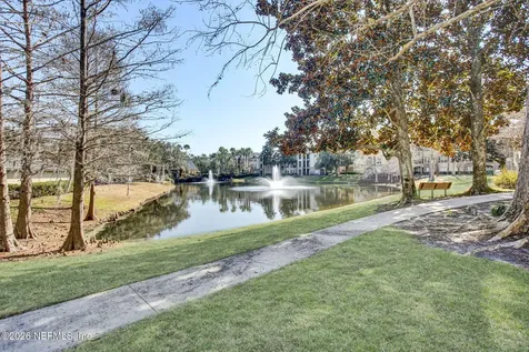 7800 Point Meadows Drive Jacksonville FL 32256