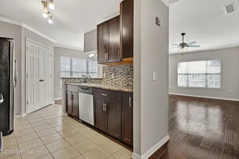 7800 Point Meadows Drive Jacksonville FL 32256
