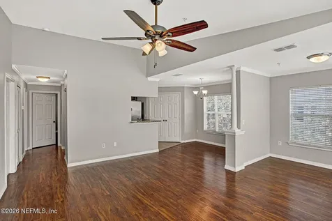 7800 Point Meadows Drive Jacksonville FL 32256