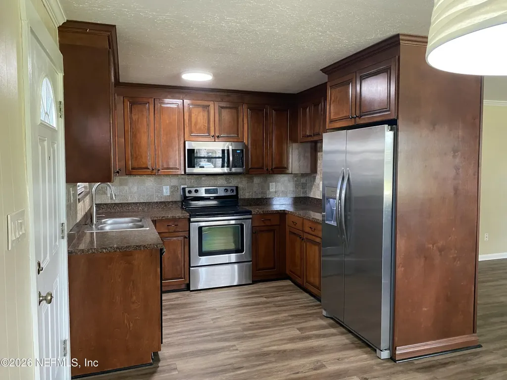 104 Street Elmo Road Green Cove Springs FL 32043