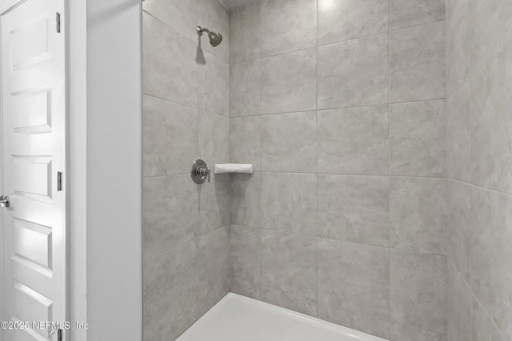 8309 Helmsley Boulevard Jacksonville FL 32219