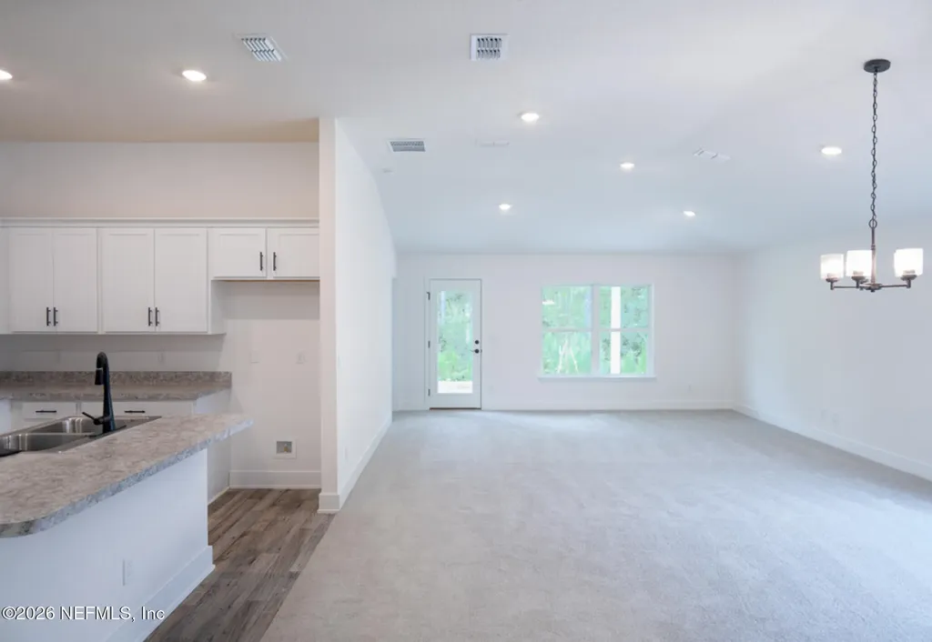 8309 Helmsley Boulevard Jacksonville FL 32219