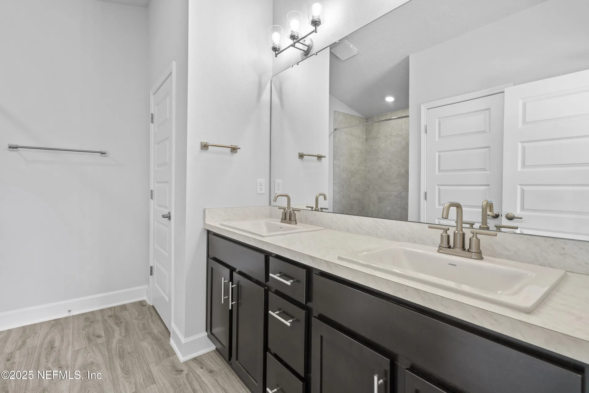 8309 Helmsley Boulevard Jacksonville FL 32219