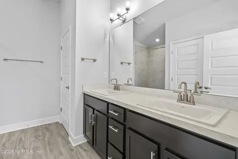 8309 Helmsley Boulevard Jacksonville FL 32219