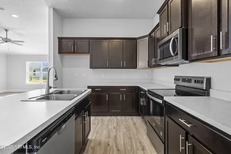 8309 Helmsley Boulevard Jacksonville FL 32219