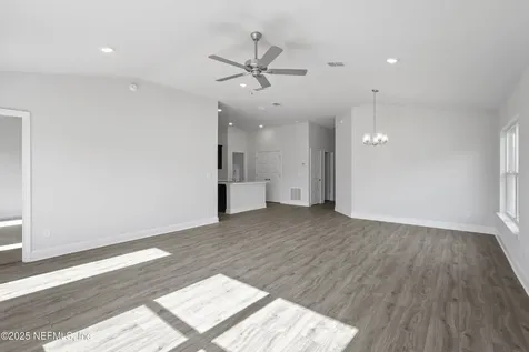 8309 Helmsley Boulevard Jacksonville FL 32219