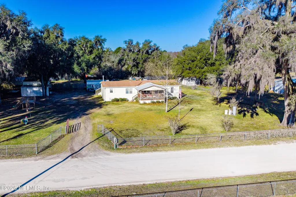 11145 SW 92nd Street Hampton FL 32044