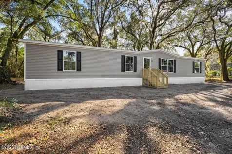 3121 Bainbridge Road Palatka FL 32177