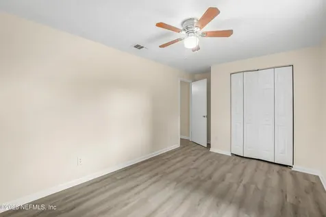 2427 Olson Lane Jacksonville FL 32210