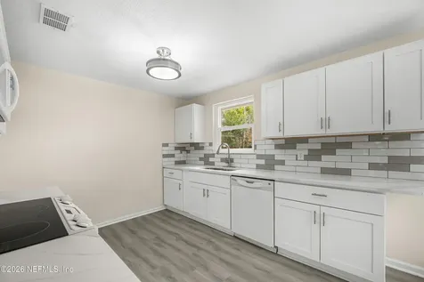 2427 Olson Lane Jacksonville FL 32210