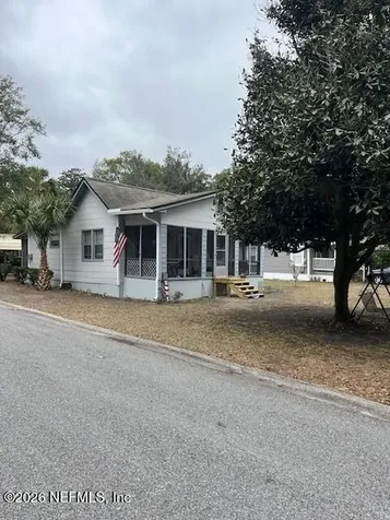 319 Pine Avenue S Green Cove Springs FL 32043