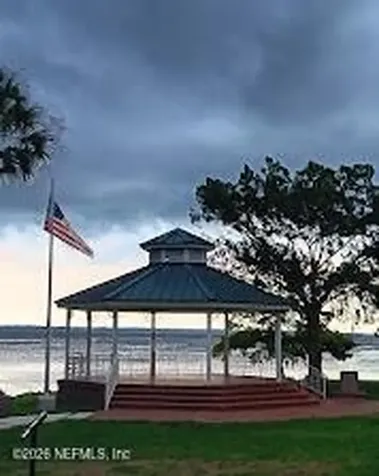 319 Pine Avenue S Green Cove Springs FL 32043