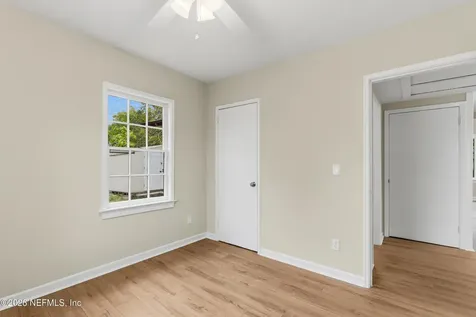 4817 Manchester Road Jacksonville FL 32210