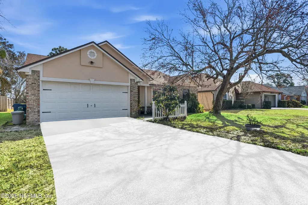 407 Naugatuck Drive Jacksonville FL 32225