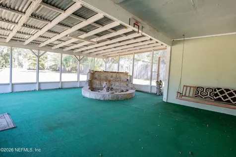8133 Mc Glothlin Street Jacksonville FL 32210