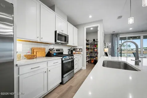 75315 Plumbago Yulee FL 32097