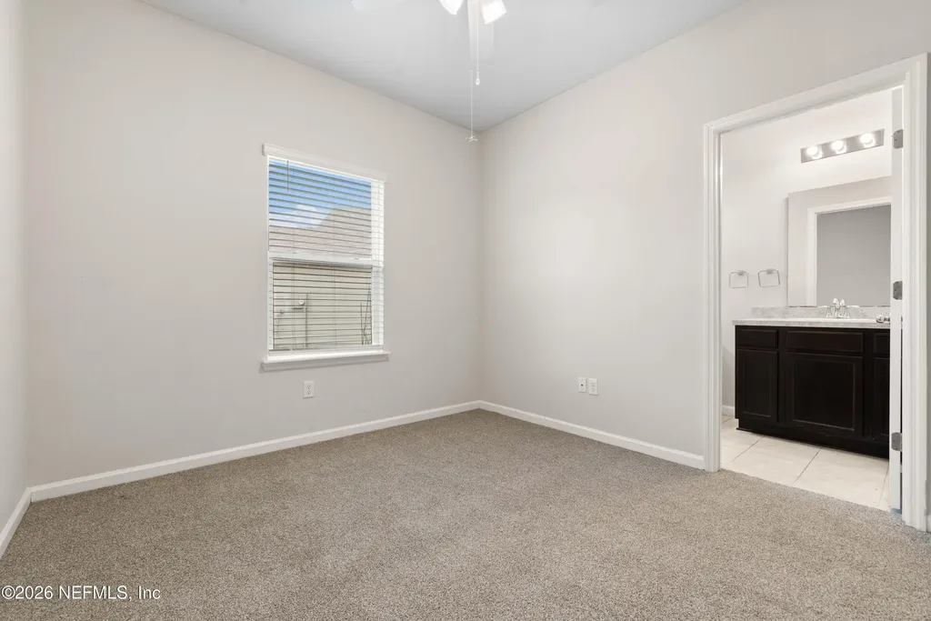 5556 Kellar Circle Jacksonville FL 32218