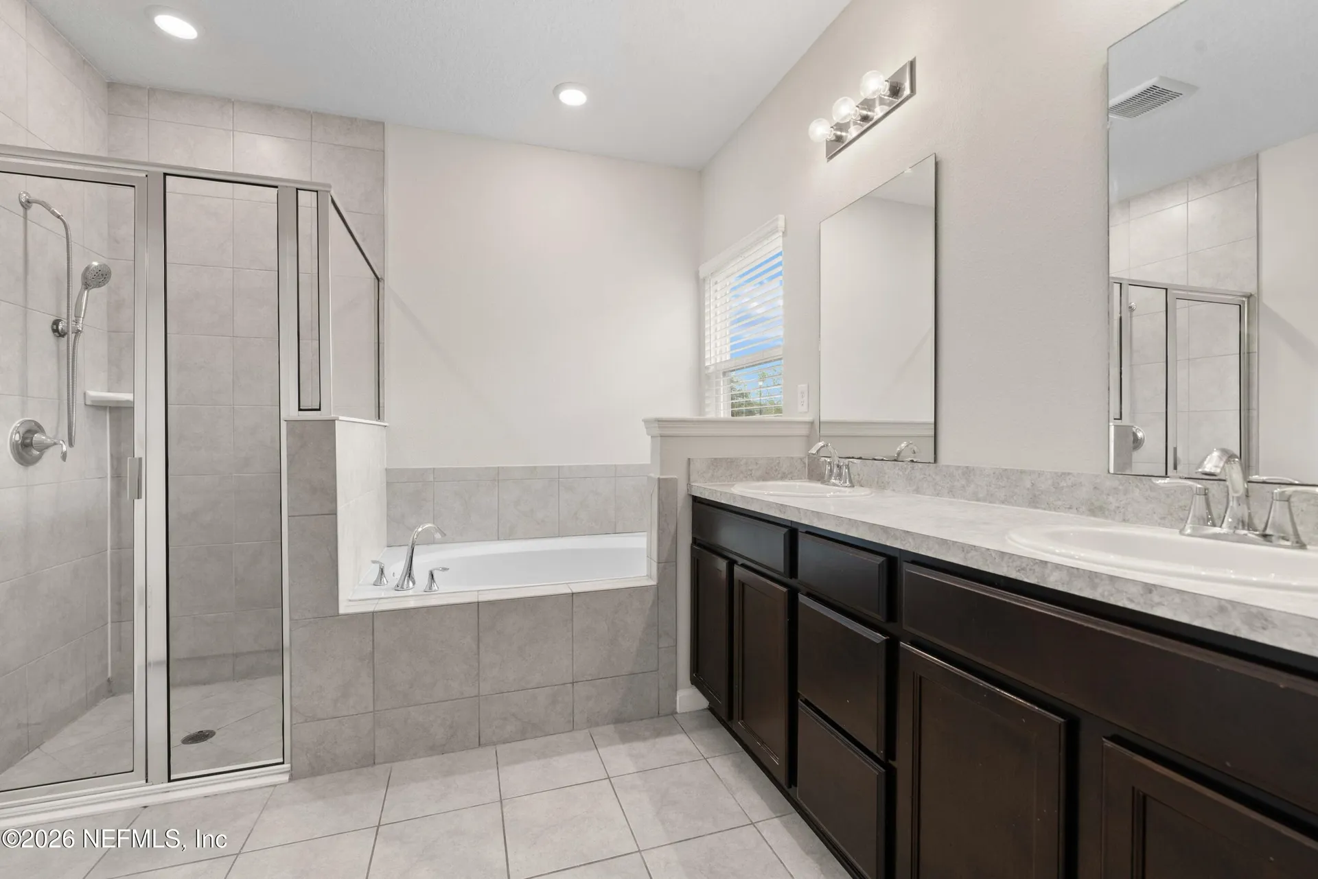 5556 Kellar Circle Jacksonville FL 32218