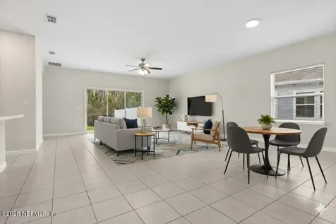 5556 Kellar Circle Jacksonville FL 32218
