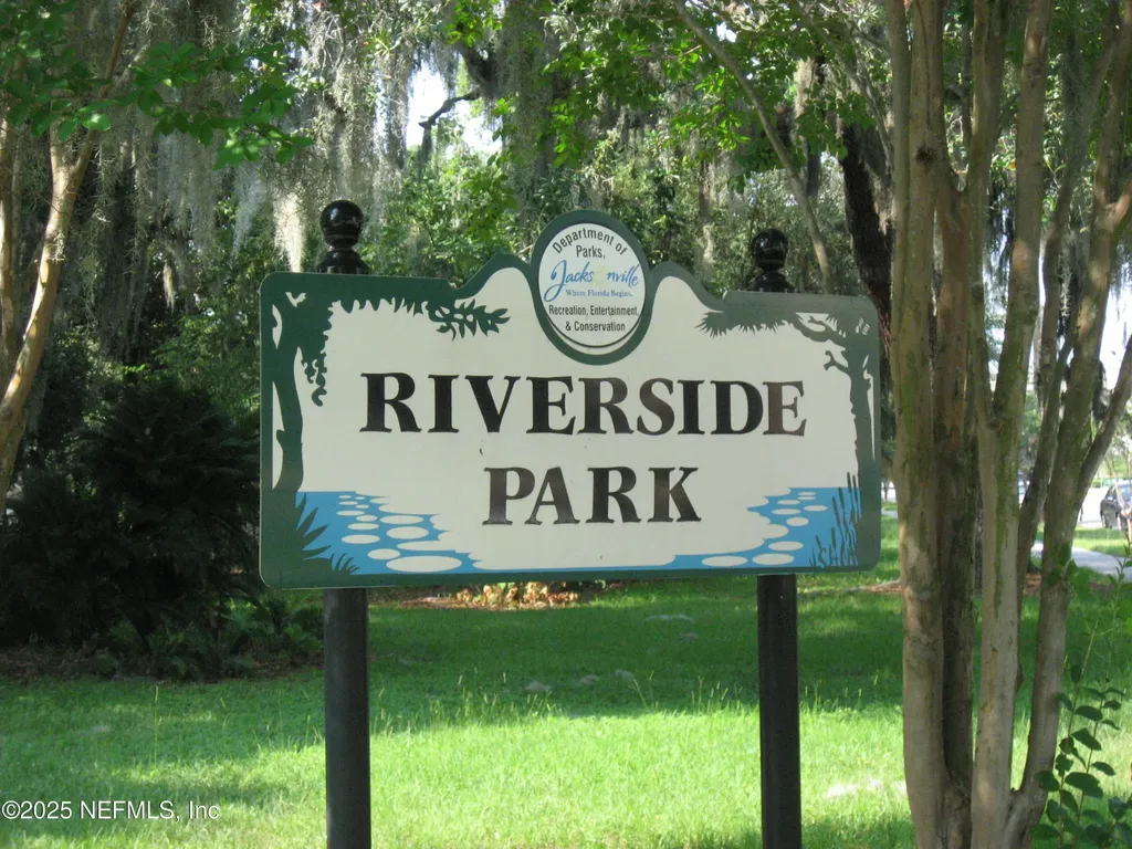 2525 College Street Jacksonville FL 32204