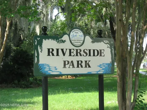 2525 College Street Jacksonville FL 32204