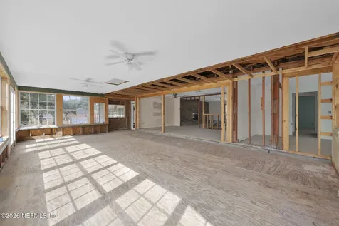 929 Lake Asbury Drive Green Cove Springs FL 32043