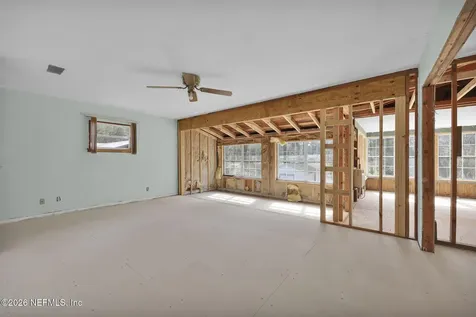 929 Lake Asbury Drive Green Cove Springs FL 32043