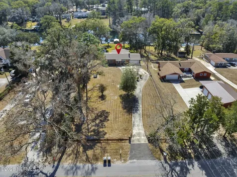 929 Lake Asbury Drive Green Cove Springs FL 32043