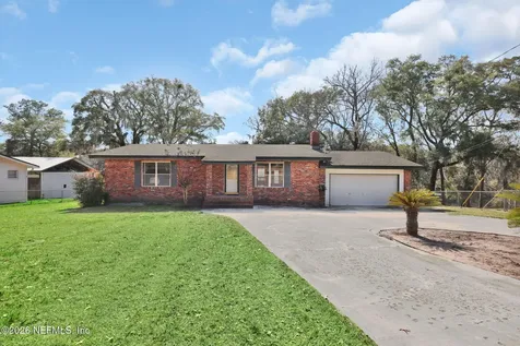 929 Lake Asbury Drive Green Cove Springs FL 32043