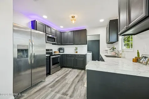 2956 Rosselle Street Jacksonville FL 32205