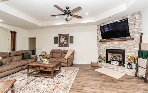 8139 Hunters Ridge S Glen St. Mary FL 32040