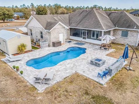 8139 Hunters Ridge S Glen St. Mary FL 32040