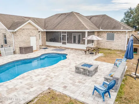 8139 Hunters Ridge S Glen St. Mary FL 32040