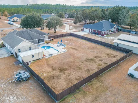 8139 Hunters Ridge S Glen St. Mary FL 32040