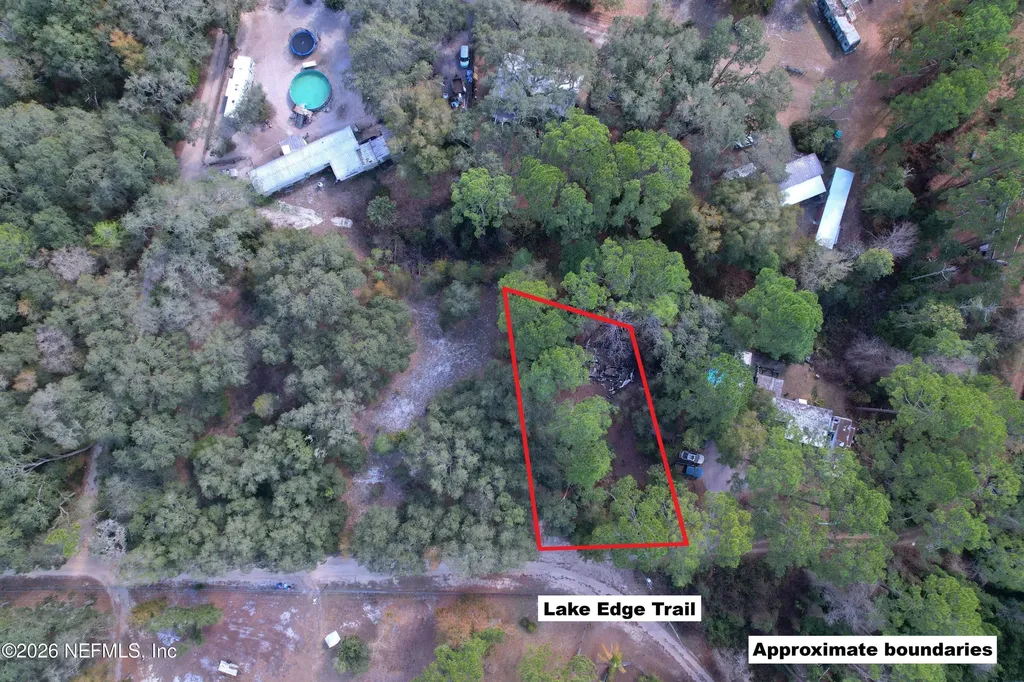 113 Lake Edge Trail Interlachen FL 32148
