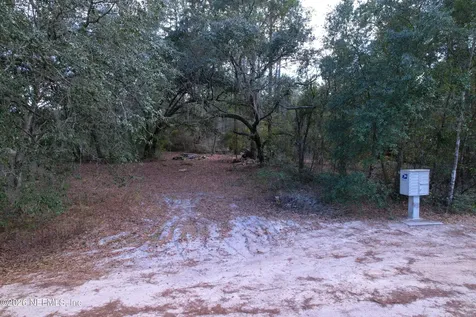 113 Lake Edge Trail Interlachen FL 32148