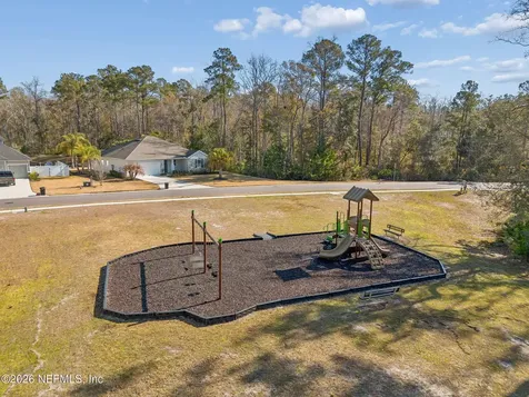855 Flach Drive St. Johns FL 32259