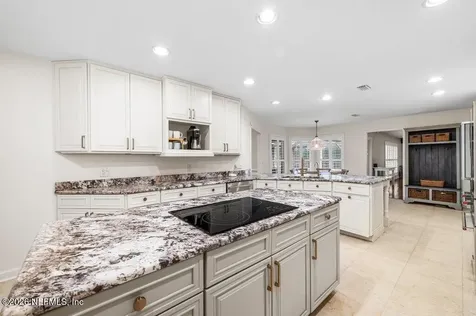 8119 Wekiva Lane Jacksonville FL 32256