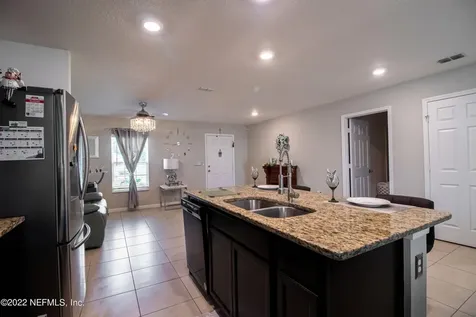 8687 Lake George Circle W Macclenny FL 32063