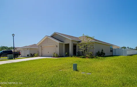 8687 Lake George Circle W Macclenny FL 32063