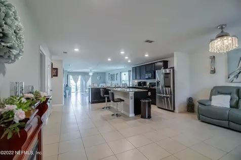 8687 Lake George Circle W Macclenny FL 32063