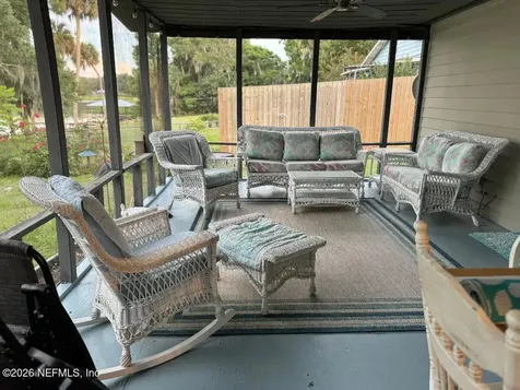 186 Little Orange Lake Drive Hawthorne FL 32640