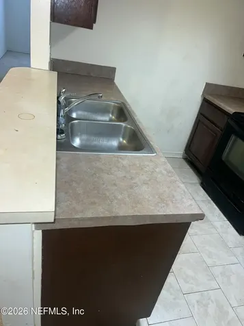 7626 Melissa Court N Jacksonville FL 32210
