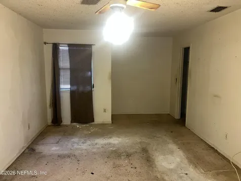 7626 Melissa Court N Jacksonville FL 32210