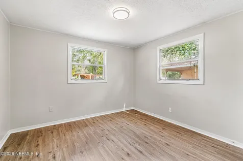 4660 Fredericksburg Avenue Jacksonville FL 32208