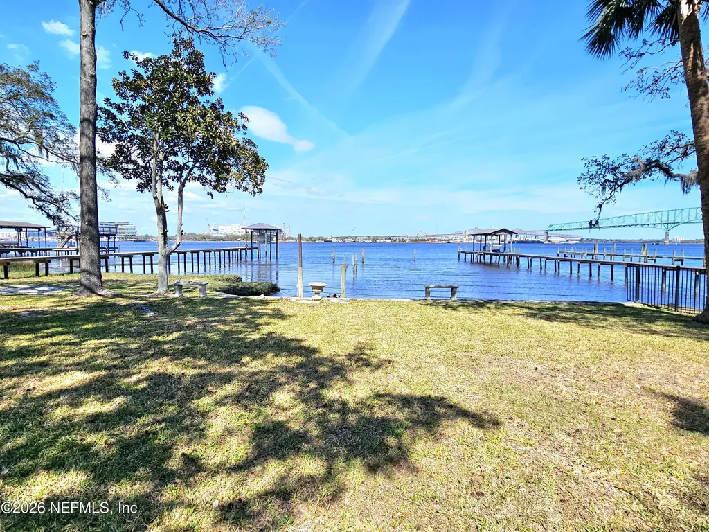 1111 Nicholson Road Jacksonville FL 32207