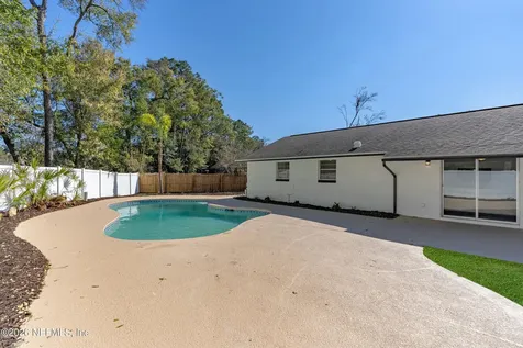 4801 Black Pine Court Jacksonville FL 32210