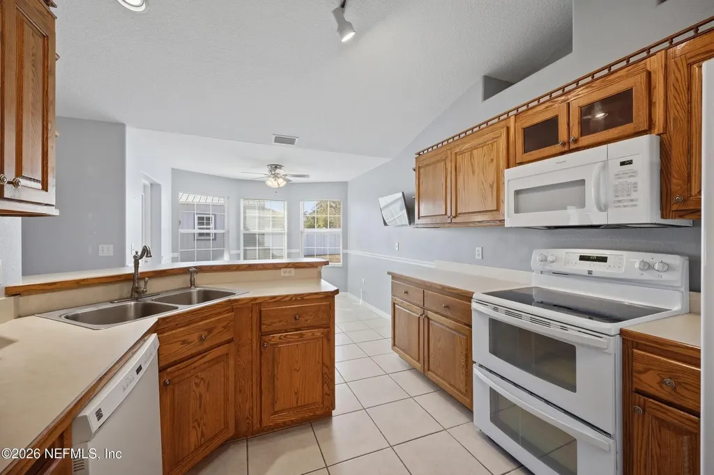 75 Breeze Hill Lane Palm Coast FL 32137