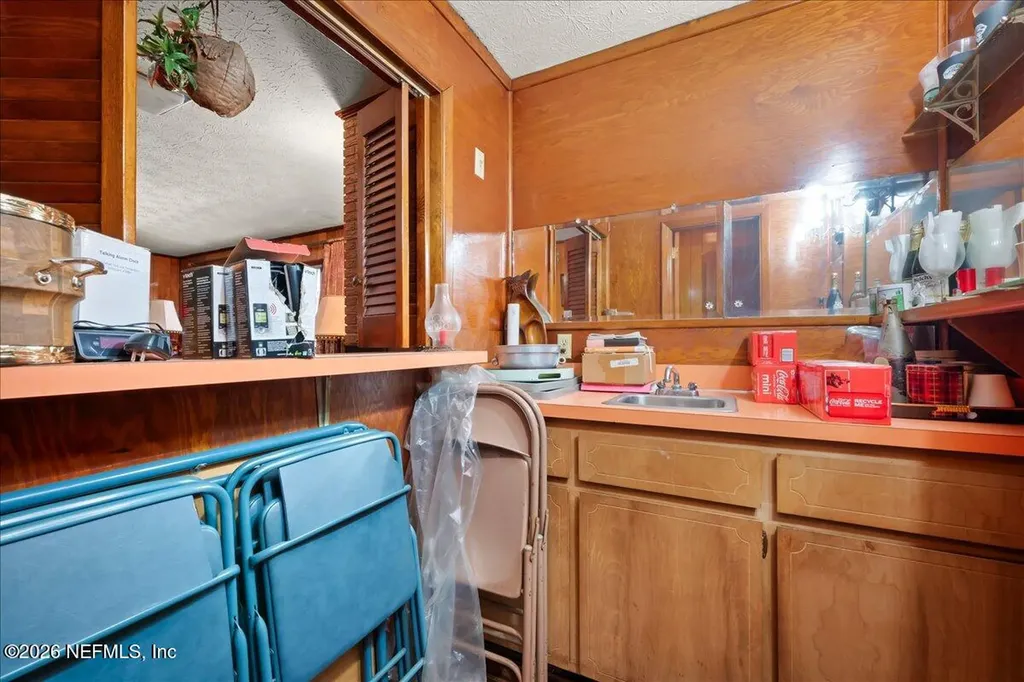 3902 Moncrief Road W Jacksonville FL 32209