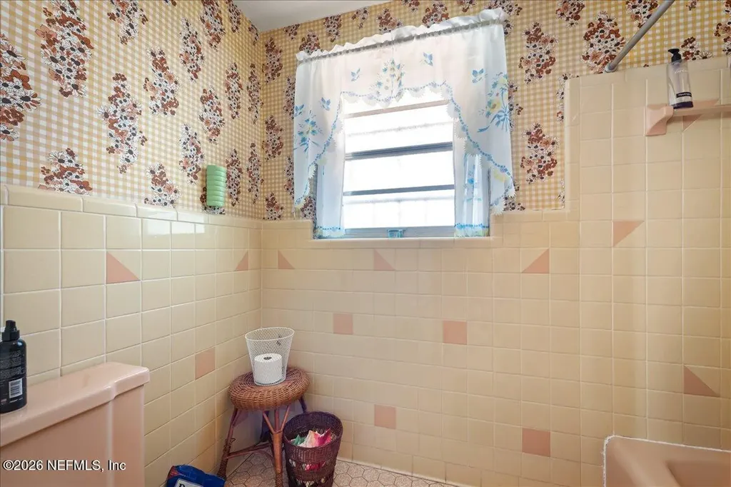 3902 Moncrief Road W Jacksonville FL 32209
